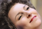 Eve-Maud HUBEAUX - Marcellina (Le Nozze di Figaro) - Opéra d'Avignon &copy; C&eacute;dric DELESTRADE - ACM-STUDIO